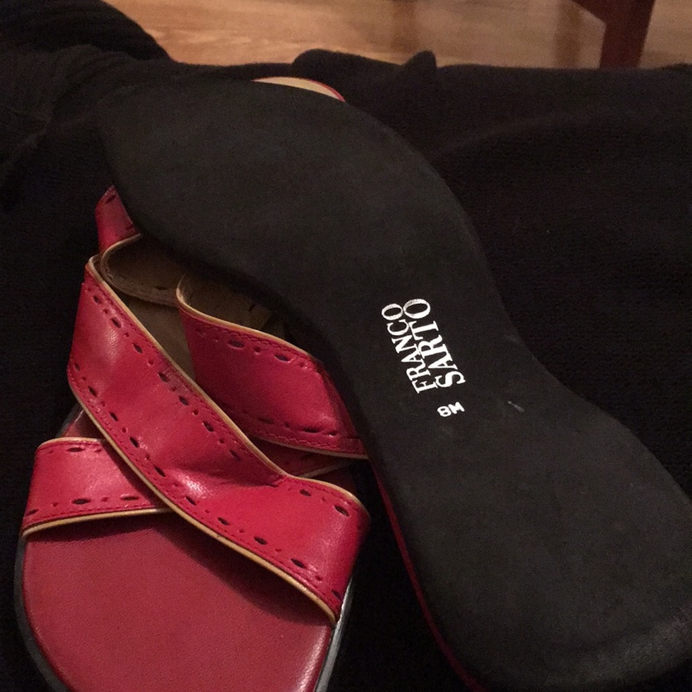 Sandals - Picture 4 of 11